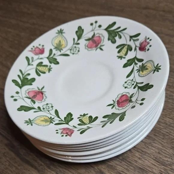 Set of 8 Vintage 1970s Staffordshire Johnson Bros Old Granite Gretchen Saucers - Picture 2 of 5